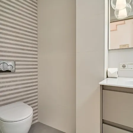 Luxury Penthouse דירה נרחה