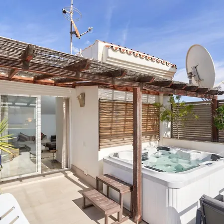 Luxury Penthouse * נרחה