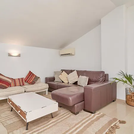 דירה Luxury Penthouse נרחה